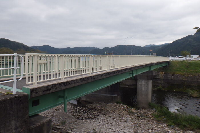 鶴巣橋